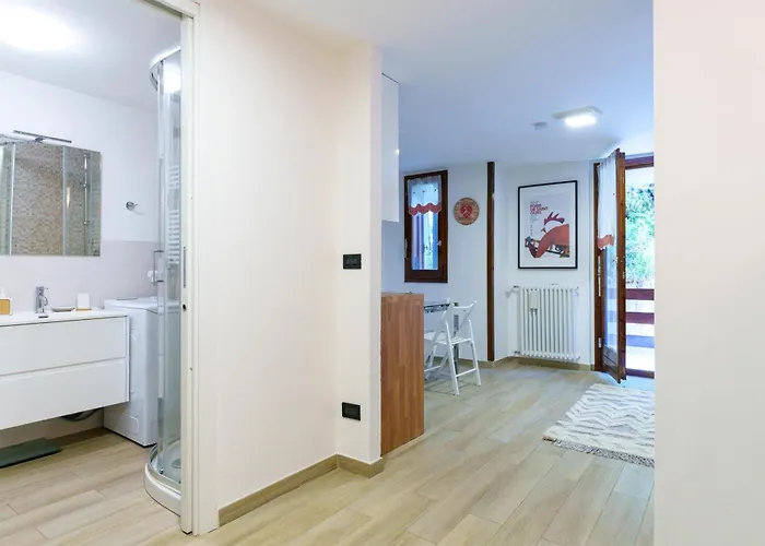 Iflat Pineta Apartman *